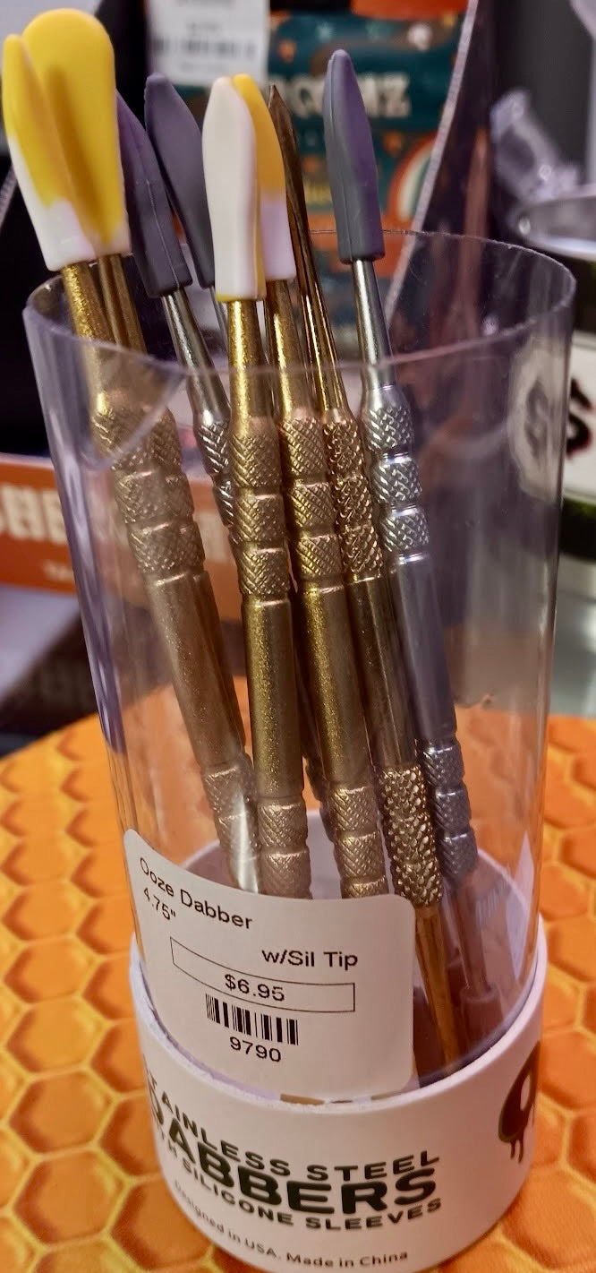 Ooze Dabber w/ Silicone Tip