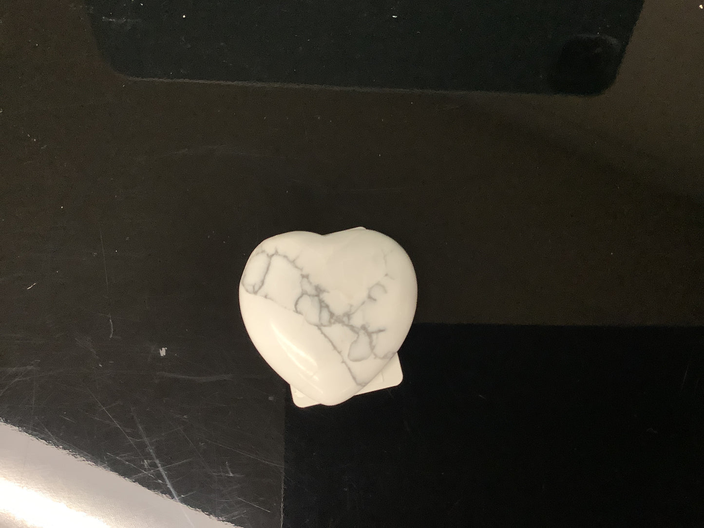 Large Heart Stone - White Howlite