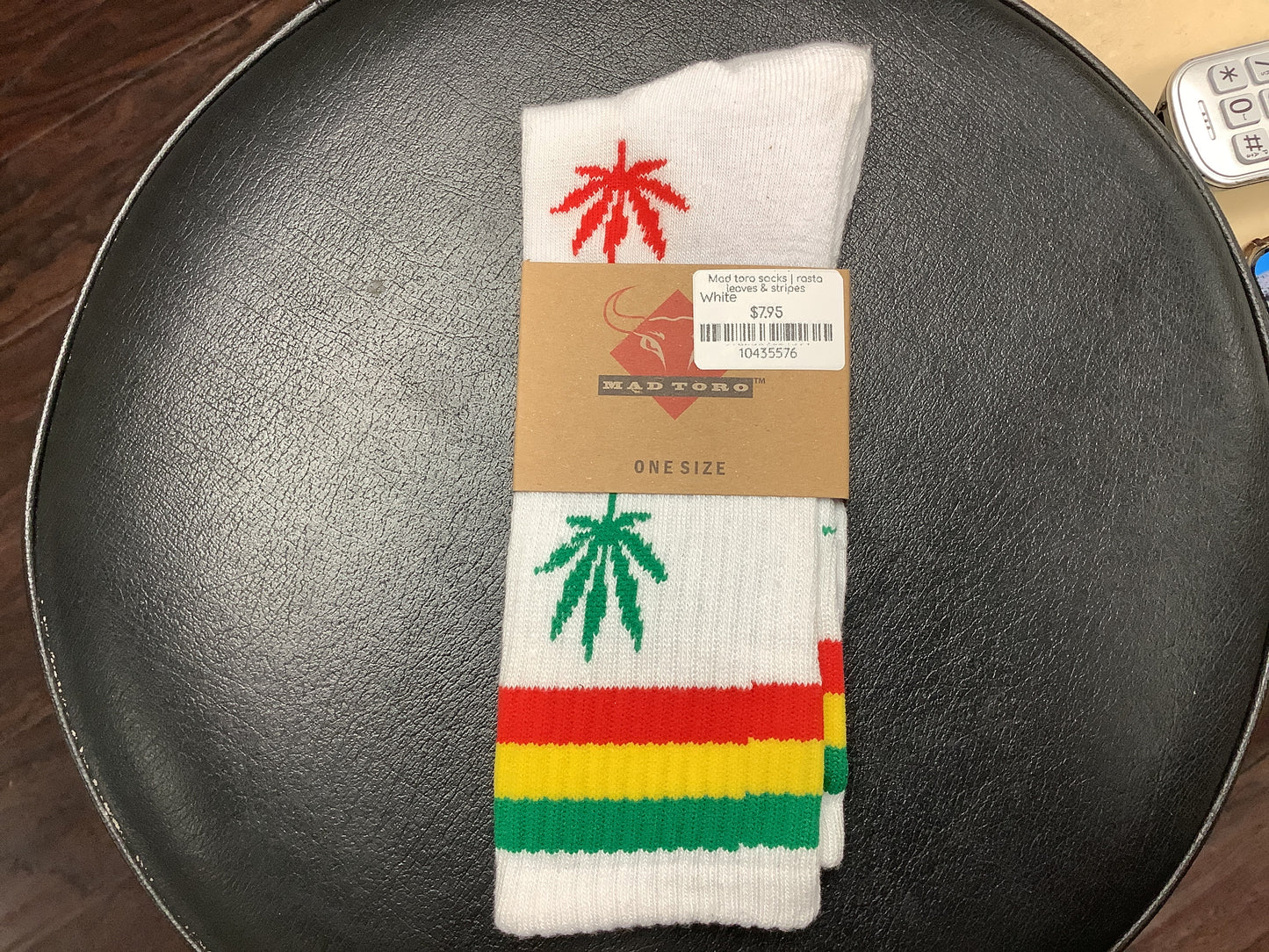 Mad Toro Socks | Rasta Leaves & Stripes